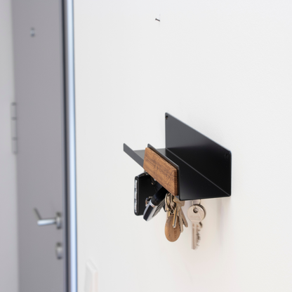 Magnetic key rack with wooden shelf 